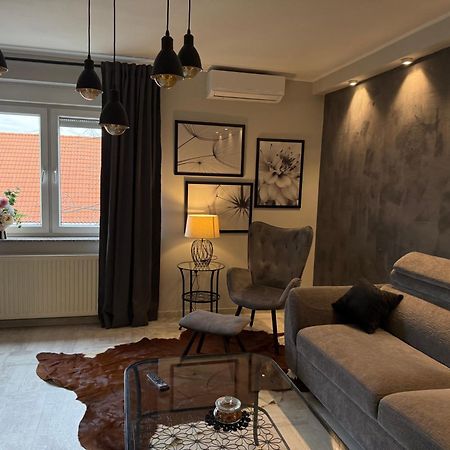 Apartman Pannonica Pin 0-24H Slavonski Brod Exterior foto