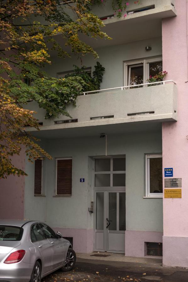Apartman Pannonica Pin 0-24H Slavonski Brod Exterior foto